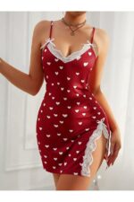 Romantic Heart Patterned Slit Lace Detailed Nightgown - Image 4