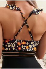 Women's Black Floral Patterned Tulle Detailed One Piece Swimsuit - Image 5