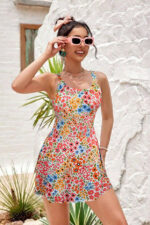 2 Piece Floral Patterned Covered Lined Slip and Swimsuit - Image 2