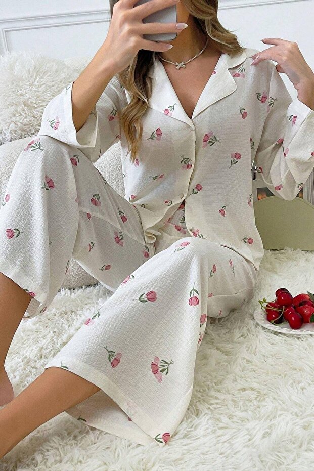 1_org_zoom-1414.jpg Women's Ecru Floral Printed Winter Long Pajamas Set - Image 1
