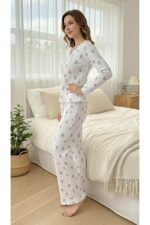 Ecru Minimal Tulip Patterned Bow Detailed V-Neck Pajama Set - Image 4