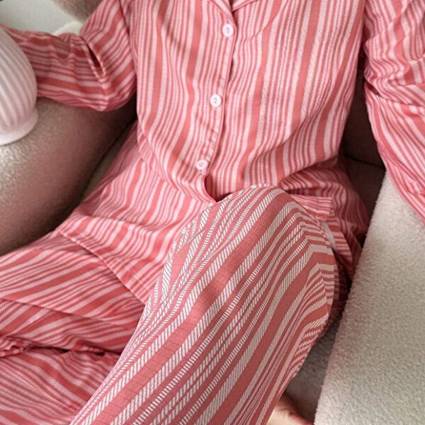 Pink Buttoned Vertical Printed Long-Sleeve Pajama Set