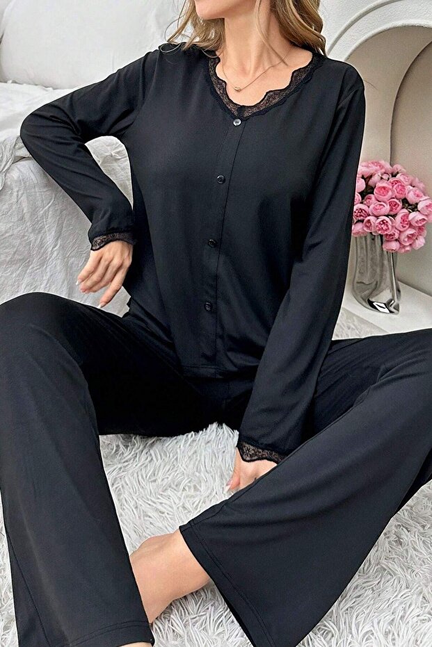 1_org_zoom-729.jpg Black Cotton Lace Detailed Seasonal Pajama Set - Image 1