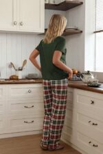 Women's Pocket Detailed Short Sleeve Plaid Couple Pajamas - Image 6